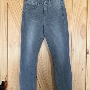 Classic Gray Skinny Jeans for Women